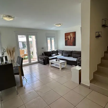 Cala-azul Y Jacuzzi Кальпе