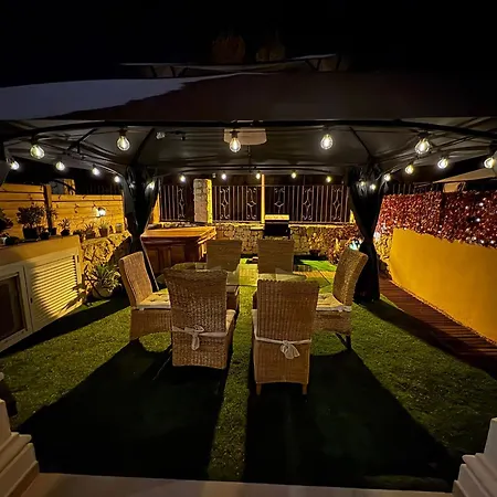 Cala-azul Y Jacuzzi Tatil Evi