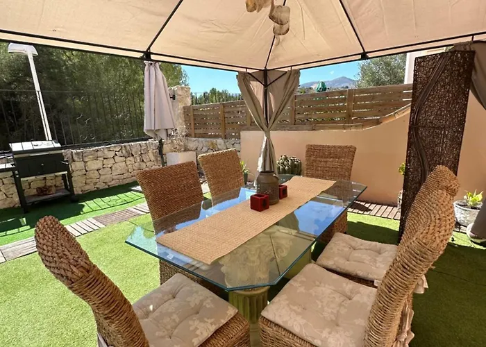 Tatil Evi Cala-azul Y Jacuzzi *